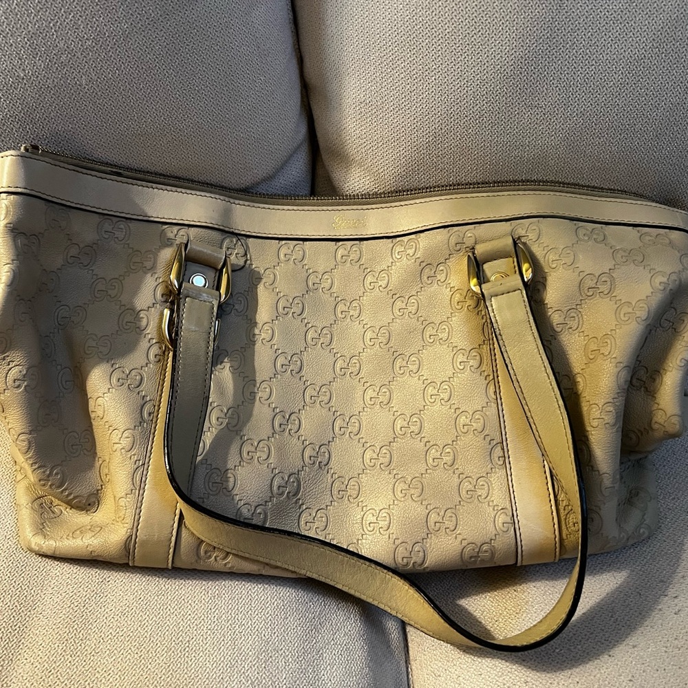 Gucci Shoulder Bag